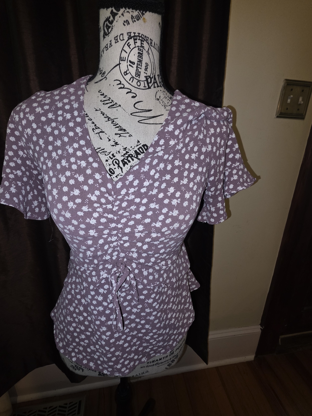 Monteau Mauve/Purple Floral Ruched Tie-Front BlousebMedium